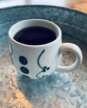 Load image into Gallery viewer, Tea + Light & Sweet Honey